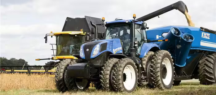 T8 SERIES T8 SERIES - DNA runs through every aspect of GENESISÂ® T8 Series tractors, which means youâ€™ll notice unique, innovative features that make you and your operation more productive.