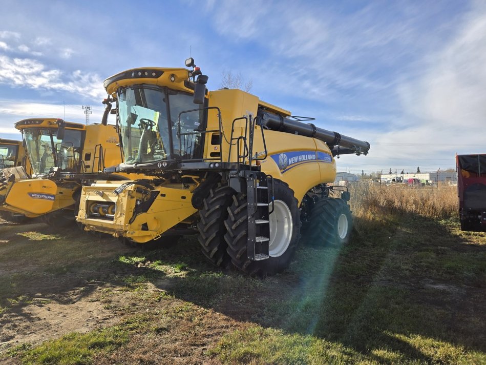 NEW HOLLAND CR10.90Z 435 Sep Hrs, 655 Eng Hrs 7N2050007 54773