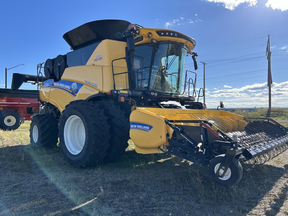 NEW HOLLAND CR10.90Z 633 Sep Hrs, 887 Eng Hrs 7N2049004 54776