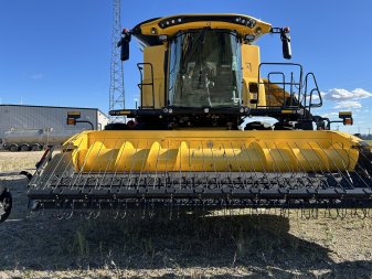 2021 NEW HOLLAND CR10.90Z 633 Sep Hrs, 887 Eng Hrs - Image 0