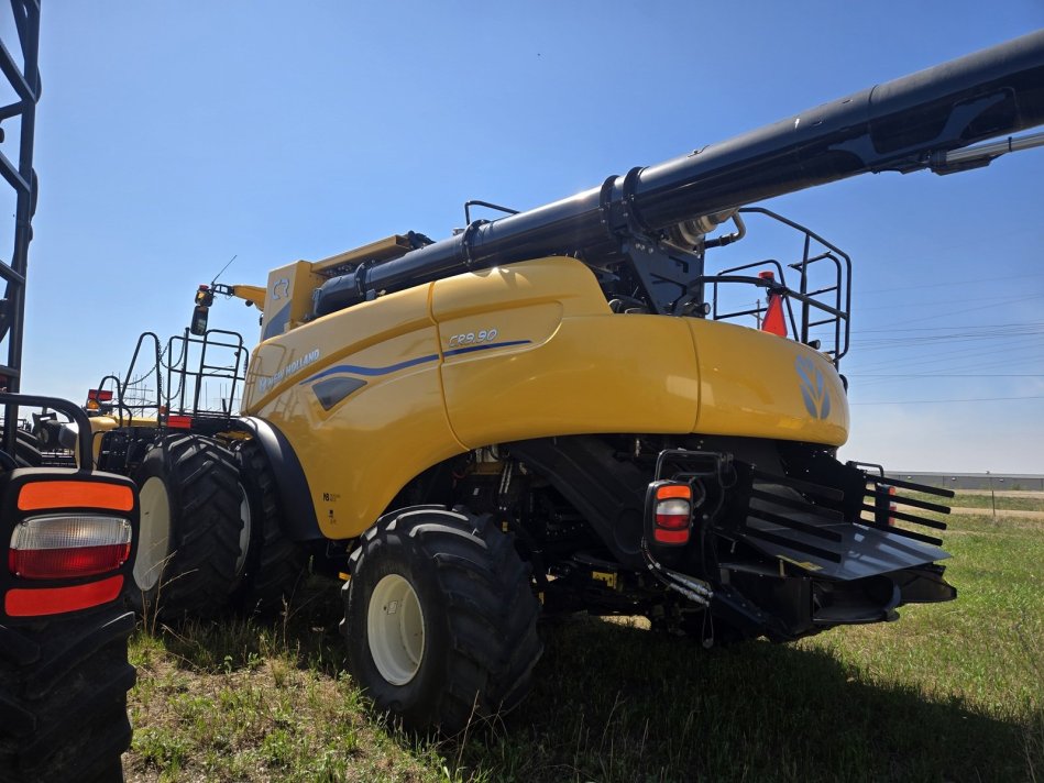 NEW HOLLAND CR9.90Z 197 Sep Hrs 7M2092013 54904