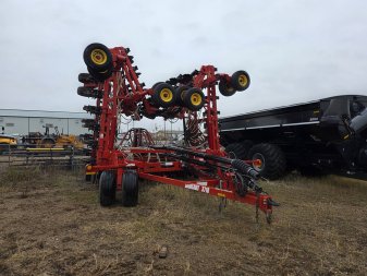 2012 BOURGAULT 3710-60 12 Spacing - Image 0