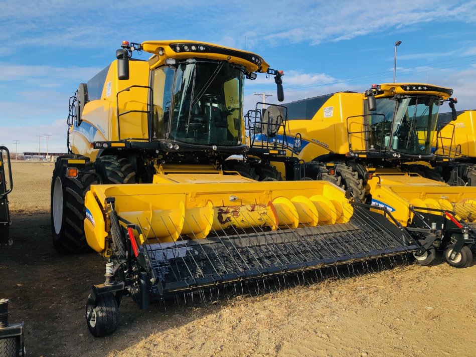 NEW HOLLAND CR9.90Z 630 Sep Hrs, 753 Eng Hrs 932037003 54647