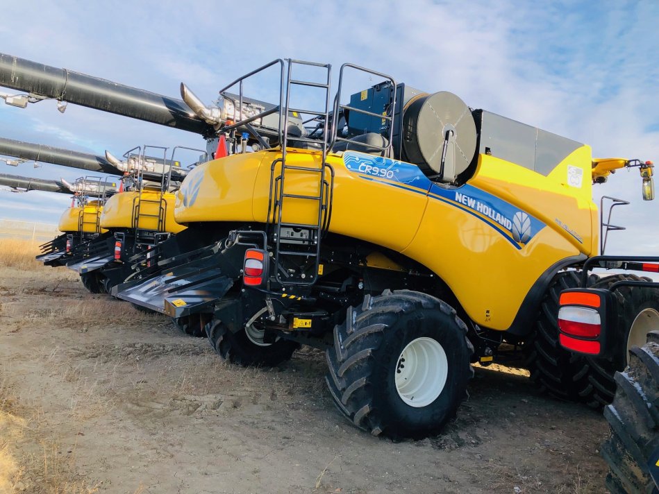 NEW HOLLAND CR9.90Z 630 Sep Hrs, 753 Eng Hrs 932037003 54648
