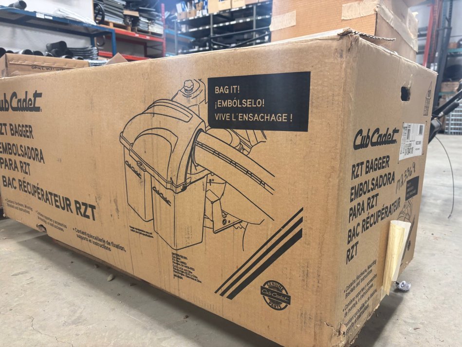 CUB CADET C-BAGGER  1L099L20191 54646