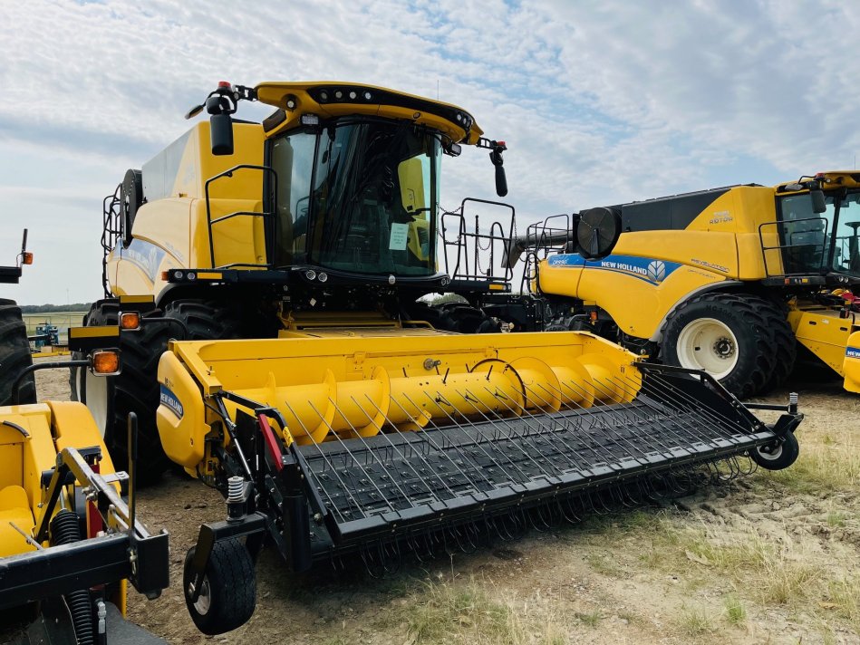 NEW HOLLAND CR9.90Z 367 Sep Hrs 7M2045033 54689
