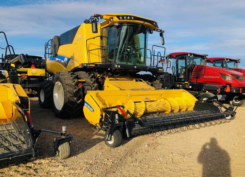 NEW HOLLAND CR9.90Z 373 Sep Hrs 7M2045034 54625