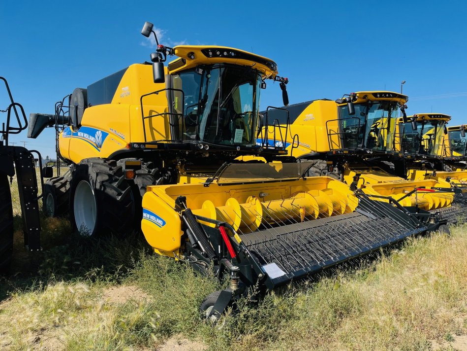 NEW HOLLAND CR8.90Z 225 Sep Hrs 7K2083041 54671