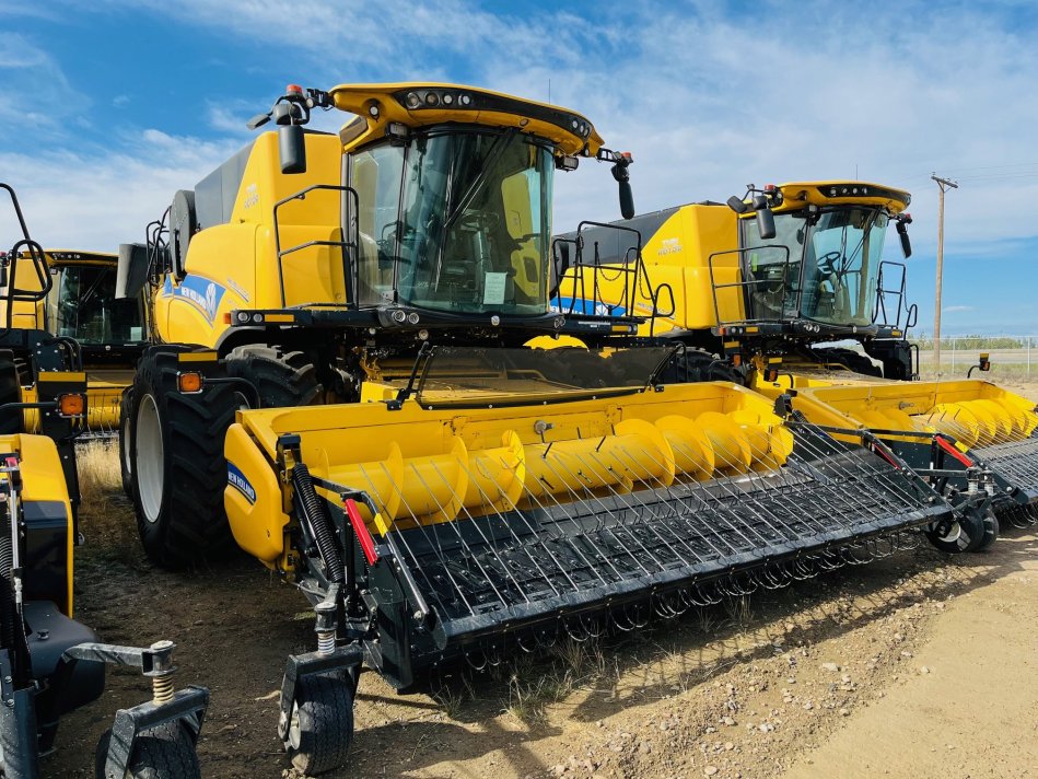 NEW HOLLAND CR9.90Z 475 Sep Hrs 7M2058018 54741