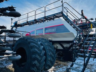 2024 BOURGAULT 9950 - Image 0