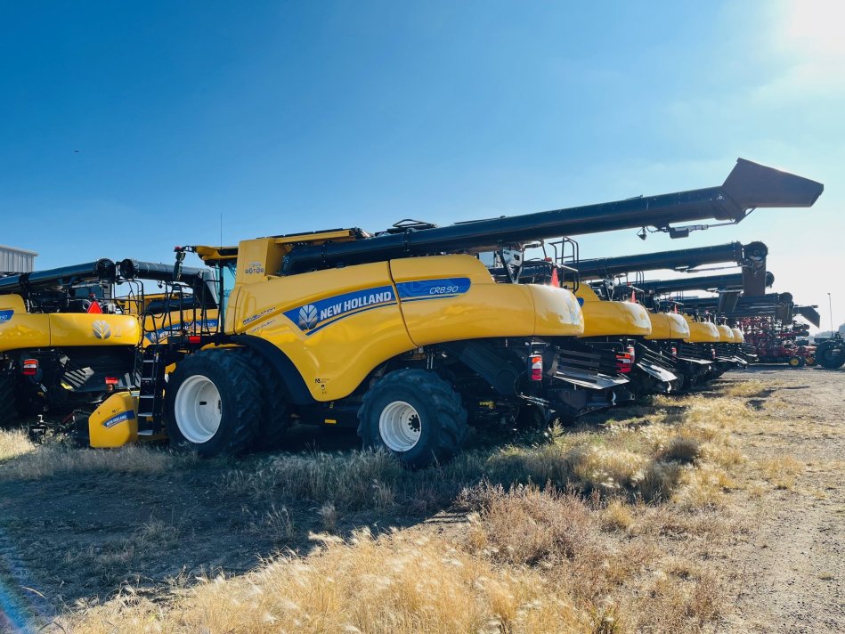 NEW HOLLAND CR8.90Z 500 Sep Hrs, 694 Eng Hrs 7K2060001 55008