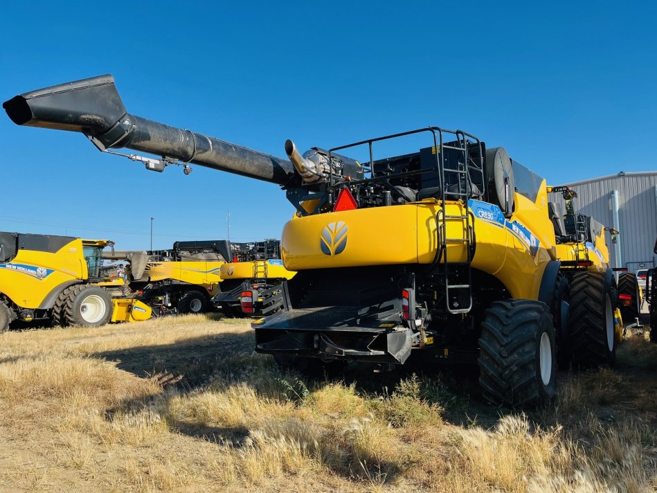 NEW HOLLAND CR8.90Z 500 Sep Hrs, 694 Eng Hrs 7K2060001 55009