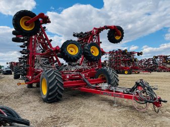 2024 BOURGAULT 3335-66 PLDS 12 Spacing, PLDS, QDA - Image 0