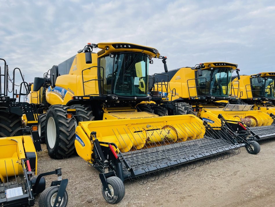NEW HOLLAND CR9.90Z 350 Sep Hours 7M2079029 54612
