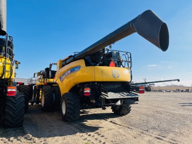 2019 NEW HOLLAND CR10.90Z 1058 Sep Hrs, 1441 Eng Hrs - Image 3