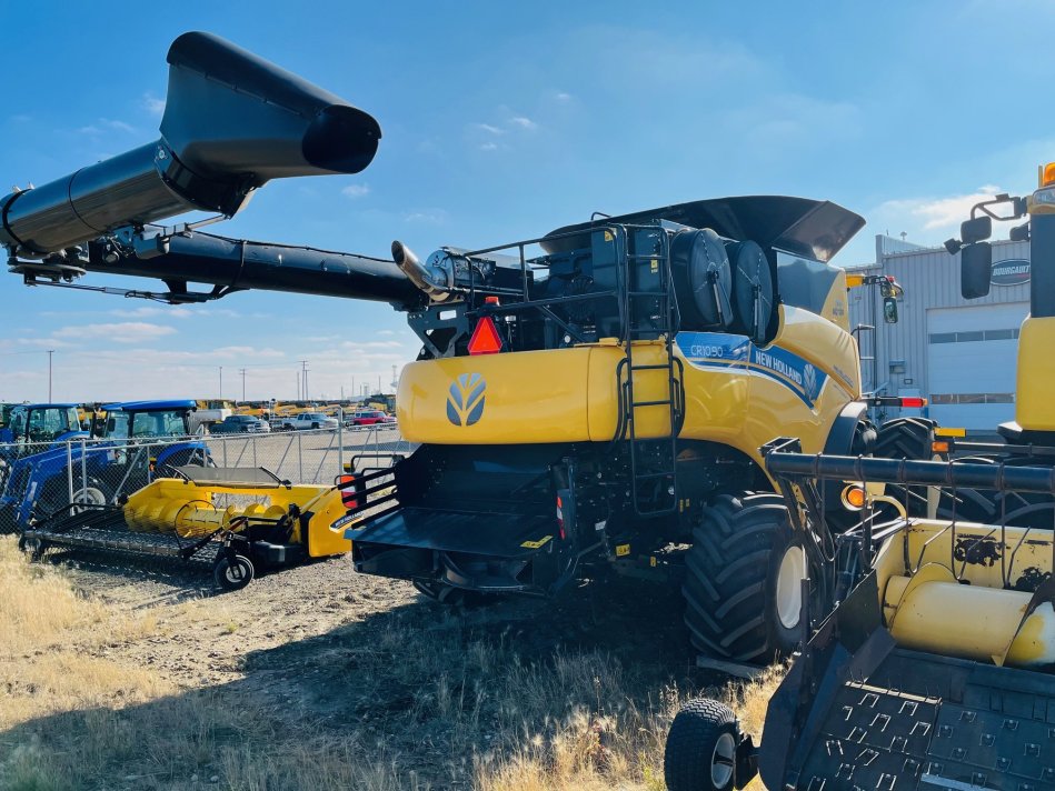 NEW HOLLAND CR10.90Z 690 Sep Hrs, 929 Eng Hrs 7N2049005 54610