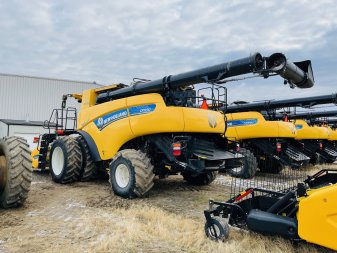 2022 NEW HOLLAND CR9.90Z 551 Sep Hrs, 752 Eng Hrs - Image 2