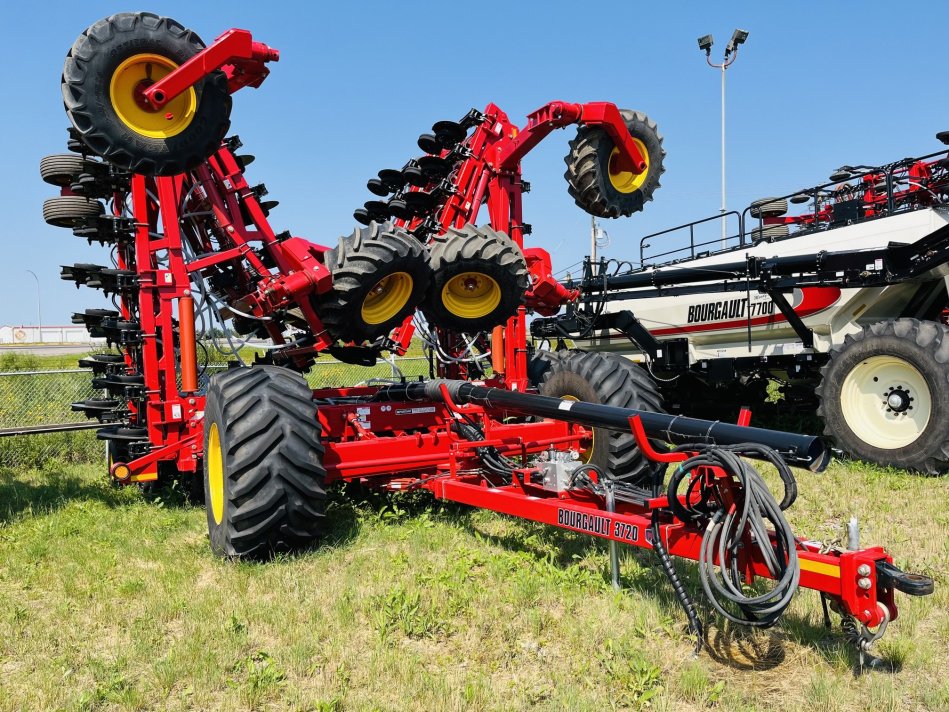 BOURGAULT 3720-70  44510AC-02 55027