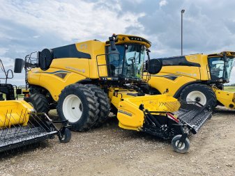 2025 NEW HOLLAND CR9.90Z 308 Sep Hrs - Image 1