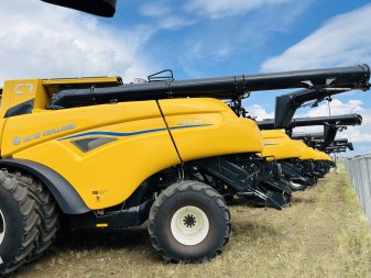 2025 NEW HOLLAND CR9.90Z 308 Sep Hrs - Image 2