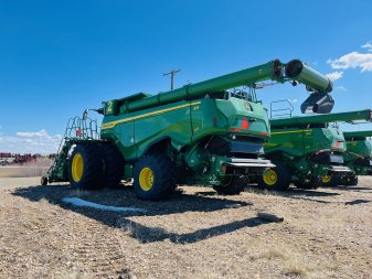 2024 JOHN DEERE X9 1100 247 Sep Hrs - Image 3