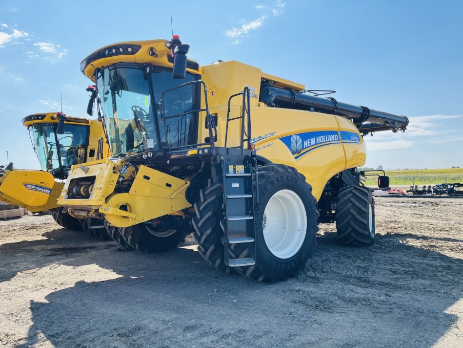NEW HOLLAND CR9.90 560 Sep Hrs HAFR997MEP2082014 54666