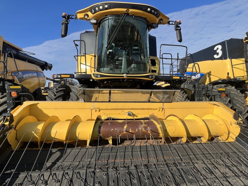 NEW HOLLAND CR9.90Z 1169 Sep Hrs 751983002 54929