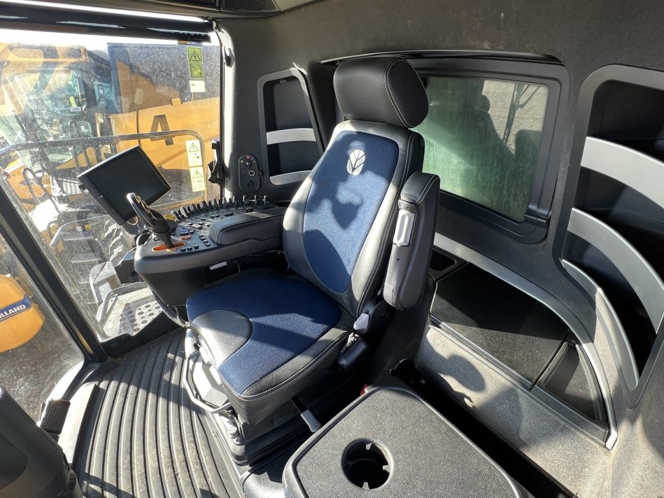 NEW HOLLAND CX8.90 603 Sep Hrs, 840 Eng Hrs 5L2029005 54718