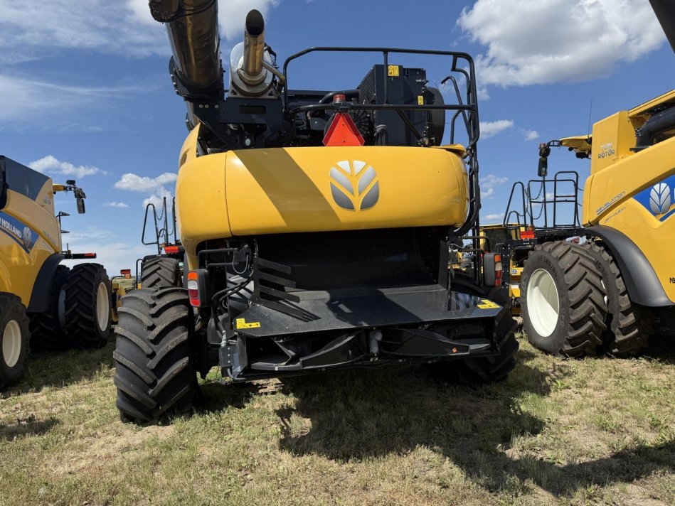 NEW HOLLAND CR10.90Z 565 Sep Hrs, 837 Eng Hrs 7N2045007 54673