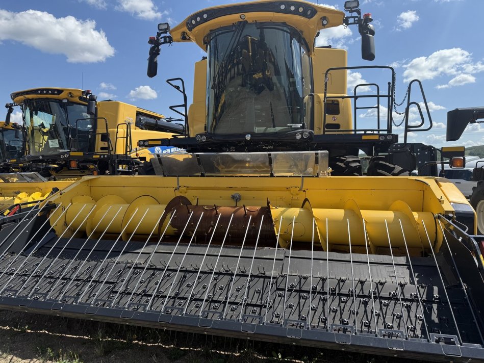 NEW HOLLAND CR10.90Z 565 Sep Hrs, 837 Eng Hrs 7N2045007 54674