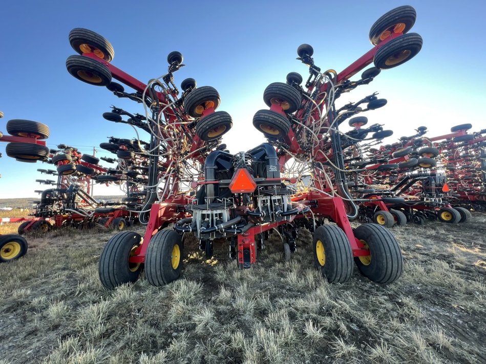 BOURGAULT 3320 XTC-66 10 Spacing, High Float, XTC 42681PH-01 54912