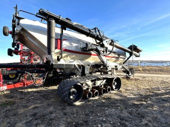2015 BOURGAULT L7800 - Image 0