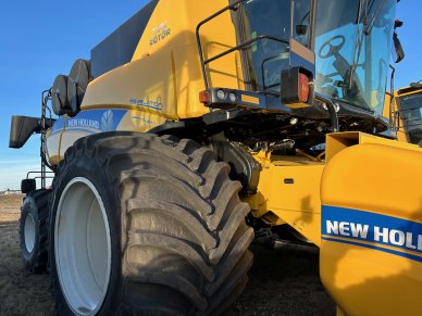2023 NEW HOLLAND CR10.90Z 596 Sep Hrs, 807 Eng Hrs - Image 2